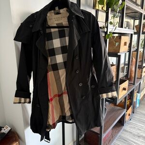 Burberry Brit Trench Coat Black size 8 M